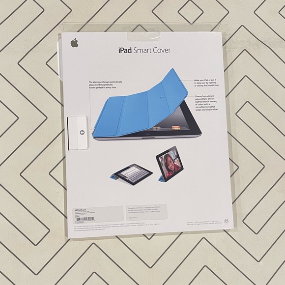 New Apple iPad 2 Smart Cover - Picture 3 of 8
